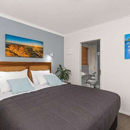 The Village Apartment, Just Steps To The Village Shops, Bars And Restaurants Havelock North Esterno foto