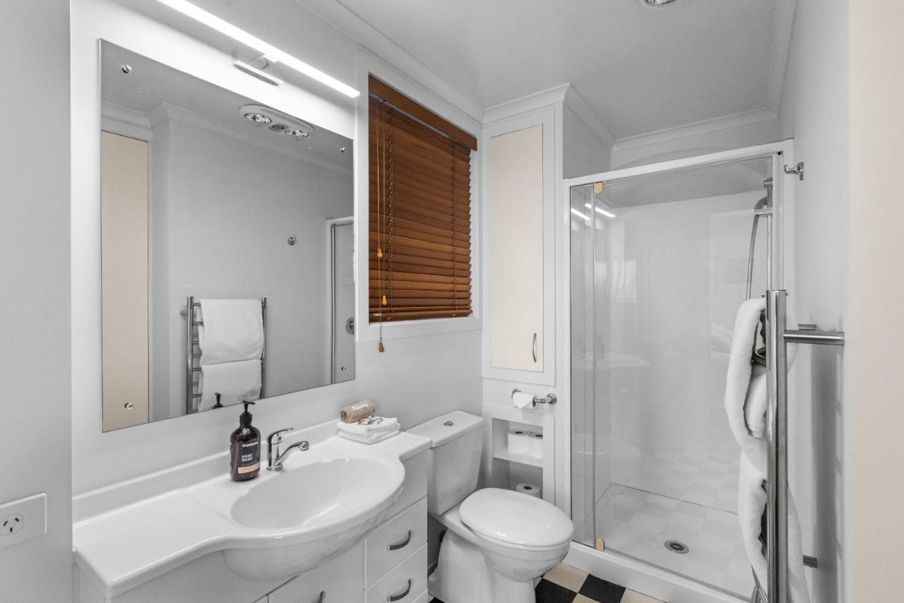 The Village Apartment, Just Steps To The Village Shops, Bars And Restaurants Havelock North Esterno foto