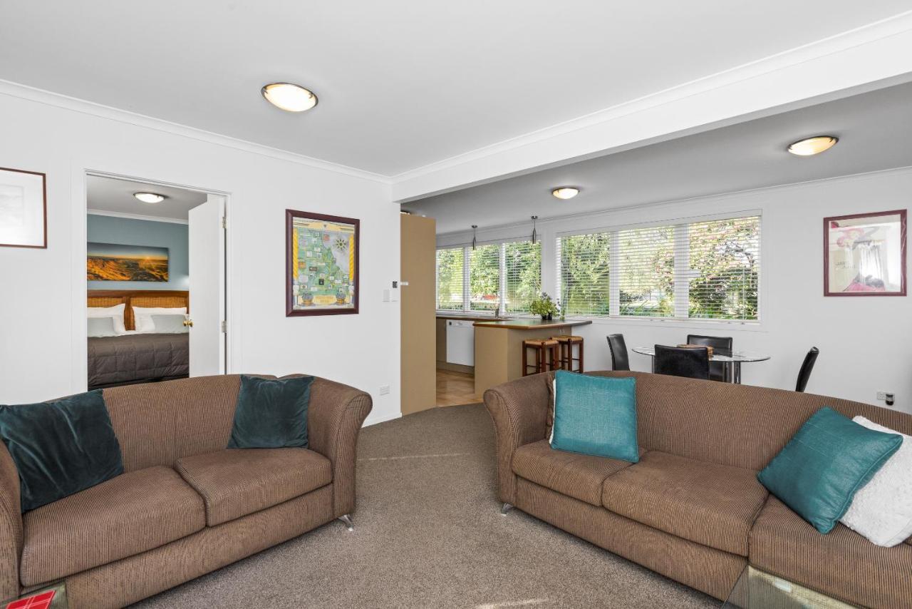 The Village Apartment, Just Steps To The Village Shops, Bars And Restaurants Havelock North Esterno foto