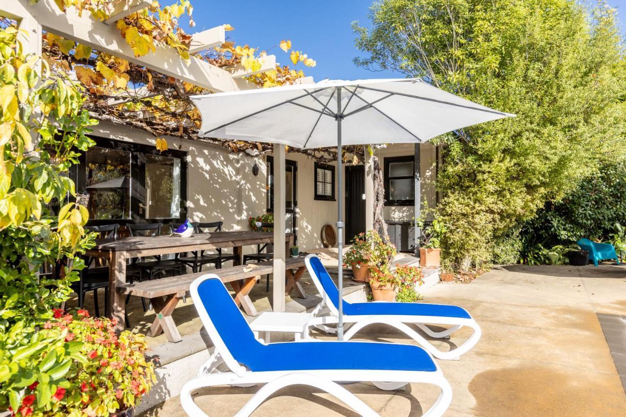 The Village Apartment, Just Steps To The Village Shops, Bars And Restaurants Havelock North Esterno foto